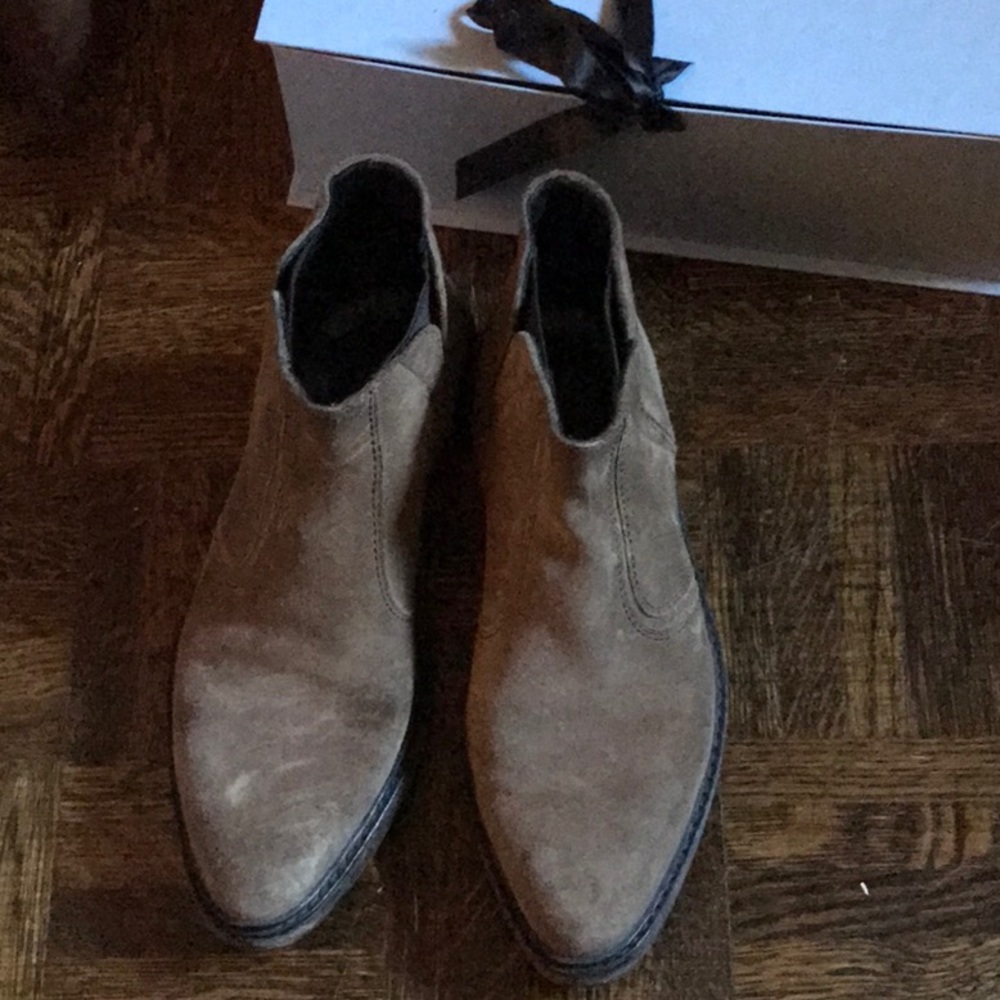 Booties - Picture 4 of 4